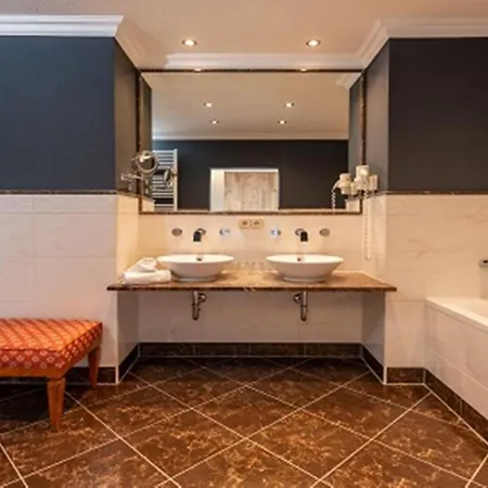 Erzherzog Johann Alpin Style - Adults Only Hotel