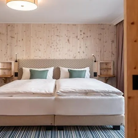 Erzherzog Johann Alpin Style - Adults Only 4* Schladming