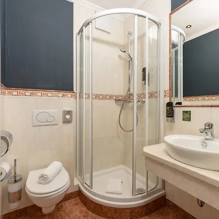 Erzherzog Johann Alpin Style - Adults Only Hotel