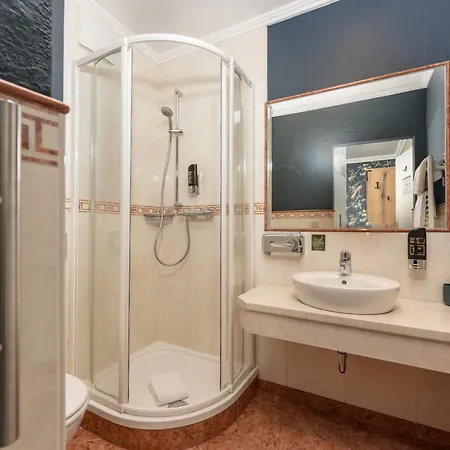 Erzherzog Johann Alpin Style - Adults Only Hotel 3*